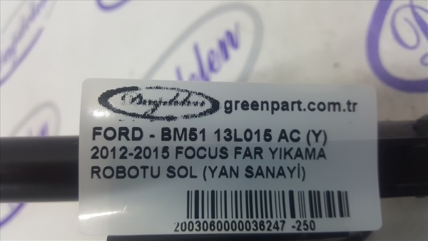 2011-2015 FOCUS FAR YIKAMA ROBOTU SOL (YAN SANAYİ)