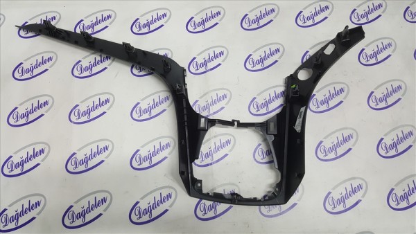 2013-2018 KUGA ARA KONSOL VİTES ÇERÇEVESİ (ÇIKMA)