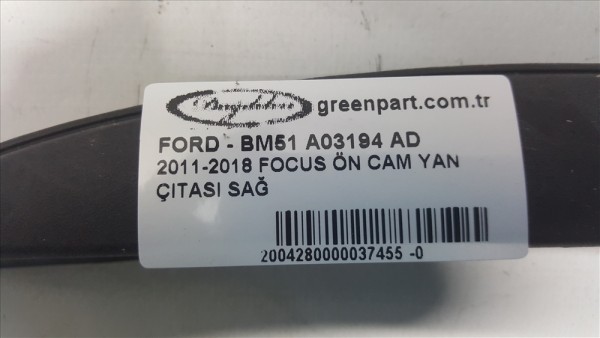 2011-2018 FOCUS ÖN CAM YAN ÇITASI SAĞ