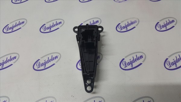 2014-2017 FOCUS ARA KONSOL KONTROL BUTONU (OTO PARK SİSTEMSİZ)