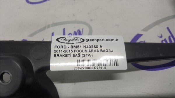 2011-2015 FOCUS ARKA BAGAJ BRAKETİ SAĞ (STW)