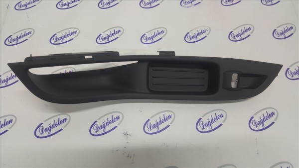 2011-2015 FOCUS SPERLİK KAPI SAĞ